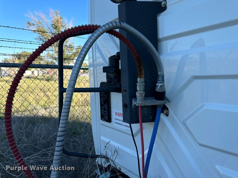 image for item DQ1447 2011 International  semi truck