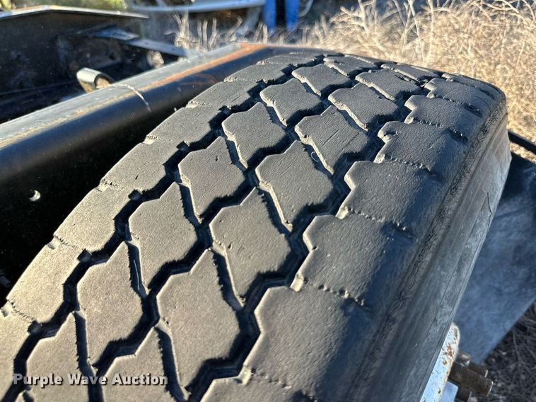 image for item DQ1447 2011 International  semi truck