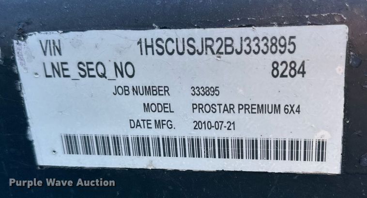 image for item DQ1447 2011 International  semi truck