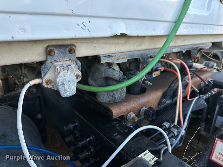 image for item DQ1448 2007 Sterling  semi truck