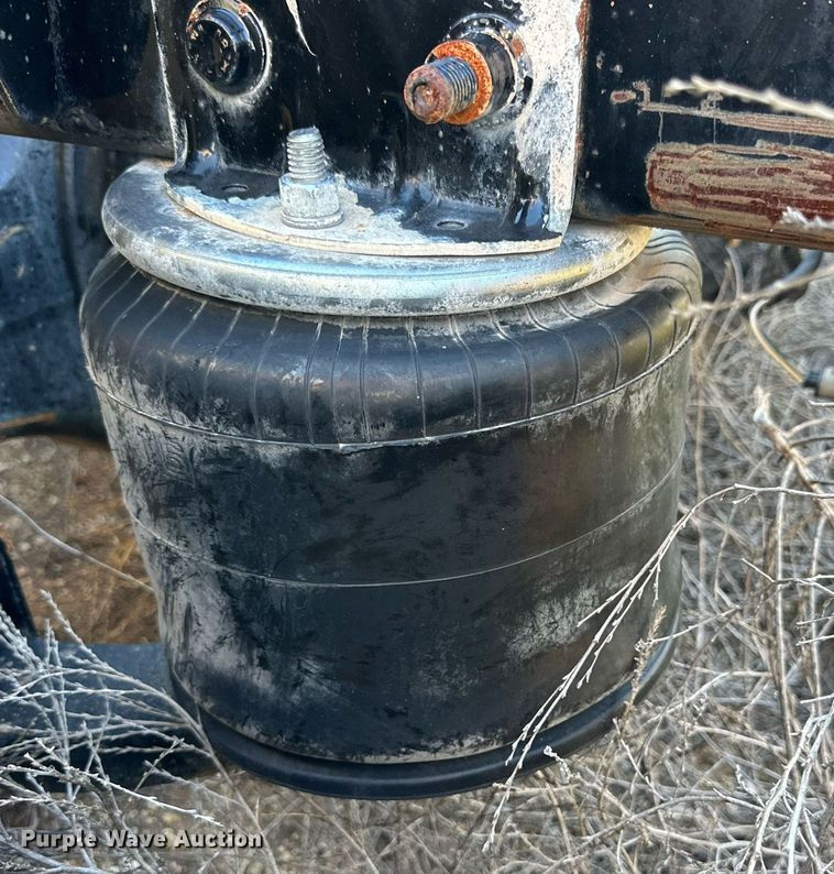 image for item DQ1448 2007 Sterling  semi truck