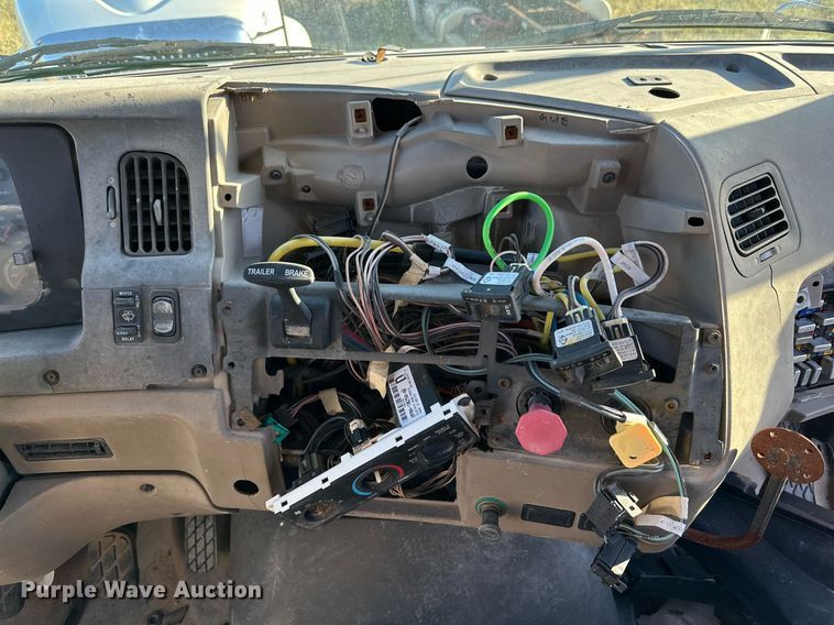 image for item DQ1448 2007 Sterling  semi truck