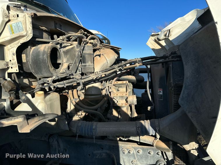 image for item DQ1448 2007 Sterling  semi truck