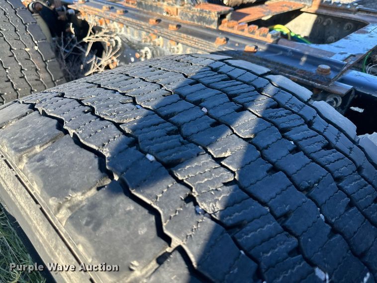 image for item DQ1448 2007 Sterling  semi truck