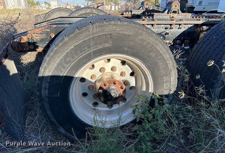 image for item DQ1448 2007 Sterling  semi truck