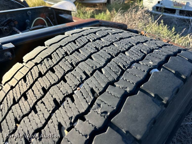 image for item DQ1448 2007 Sterling  semi truck