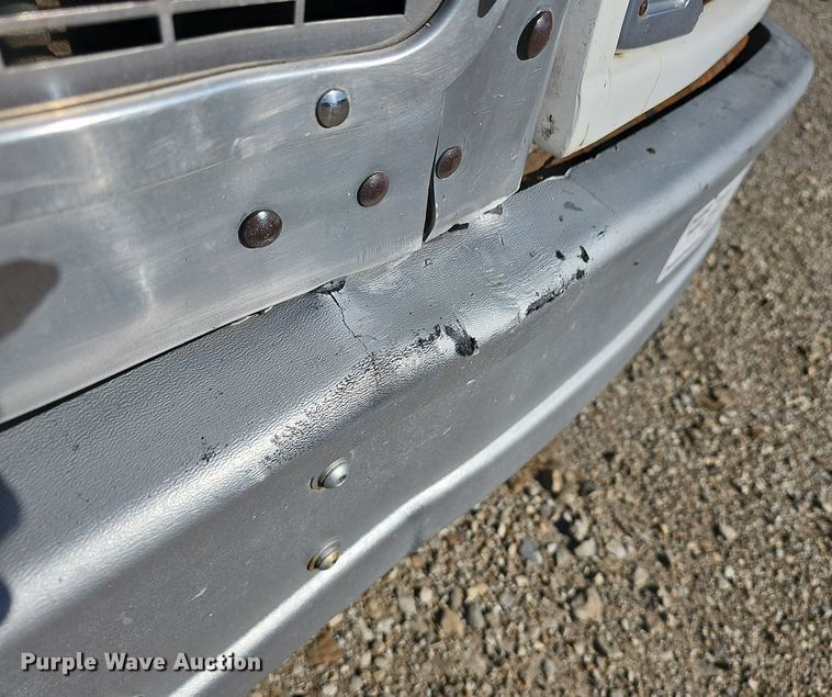 image for item DR5803 1992 Peterbilt 375  semi truck