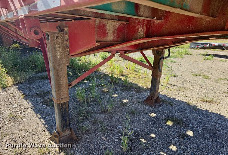 image for item DR5804 1981 Great Dane GPL-45  equipment trailer