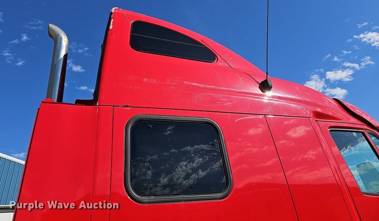 image for item DR5858 2012 Peterbilt 587  semi truck