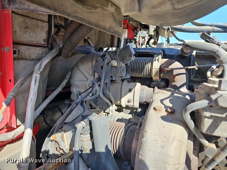 image for item DR5858 2012 Peterbilt 587  semi truck