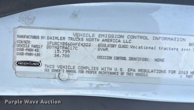 image for item DV1009 2013 Freightliner M2 semi truck