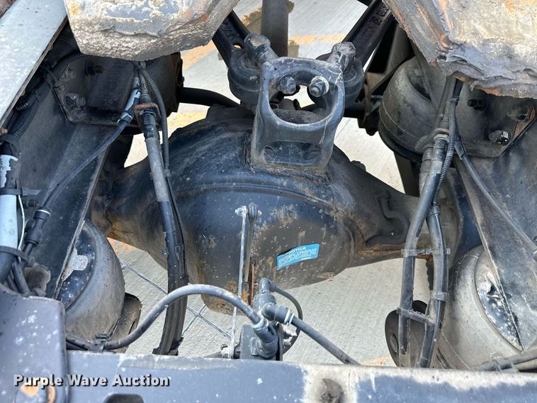 image for item DV1010 2016 Kenworth T400 semi truck