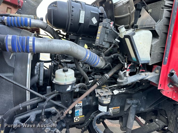 image for item DV1011 2016 Kenworth T400 semi truck