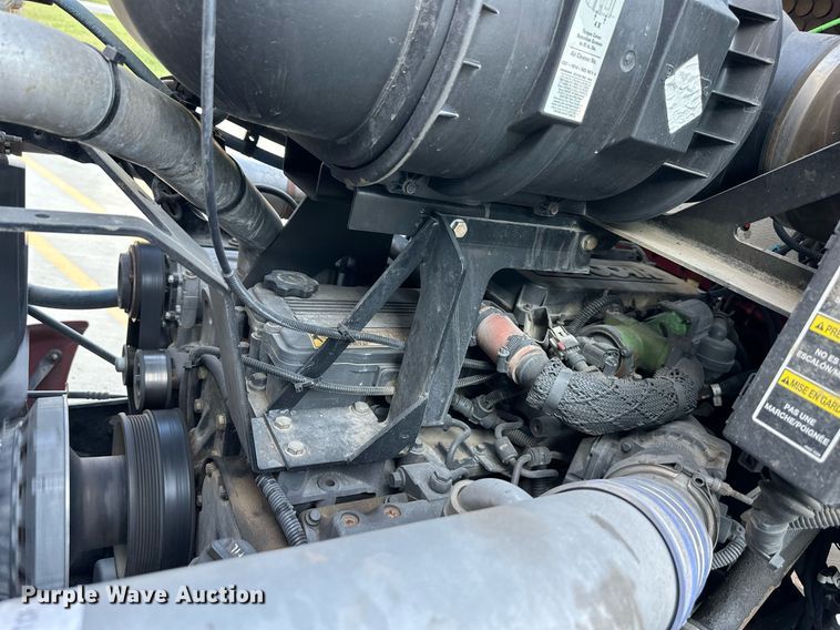 image for item DV1011 2016 Kenworth T400 semi truck