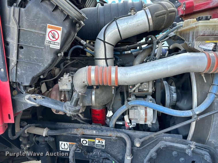 image for item DV1011 2016 Kenworth T400 semi truck