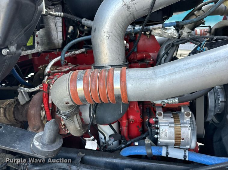 image for item DV1014 2014 Kenworth T400 semi truck