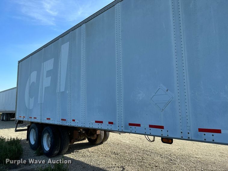 image for item HN9990 1996 Monn  dry van trailer