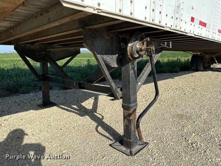 image for item HN9990 1996 Monn  dry van trailer