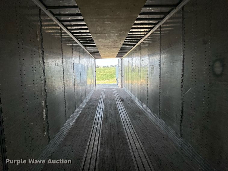 image for item HN9990 1996 Monn  dry van trailer