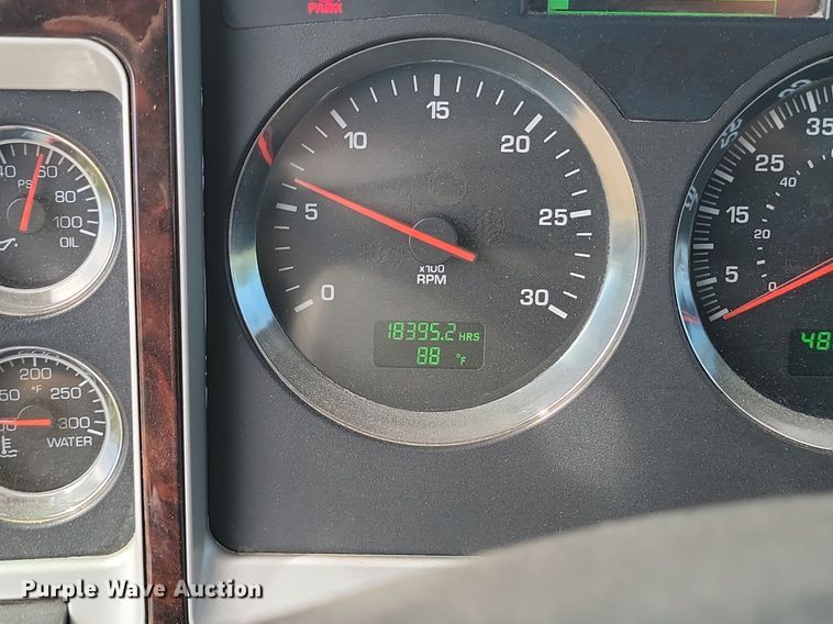 image for item JE9502 2012 Kenworth T660  semi truck