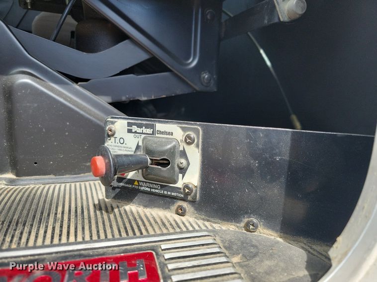 image for item JE9502 2012 Kenworth T660  semi truck