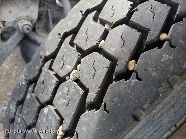 image for item JE9502 2012 Kenworth T660  semi truck