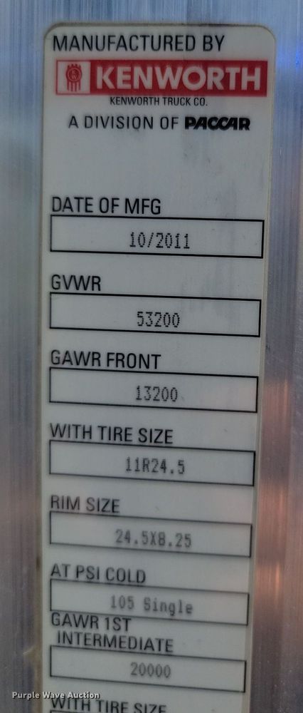 image for item JE9502 2012 Kenworth T660  semi truck