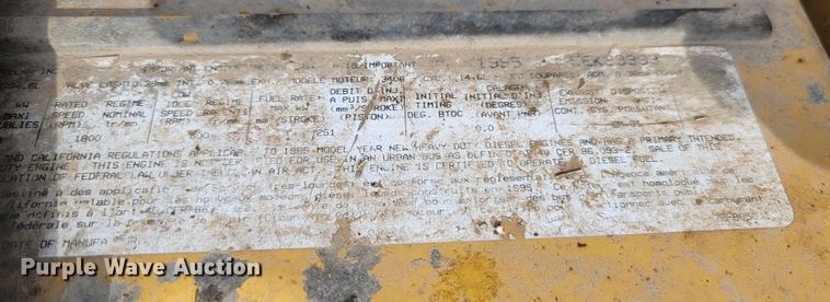 image for item JW9633 1995 Peterbilt 379  semi truck