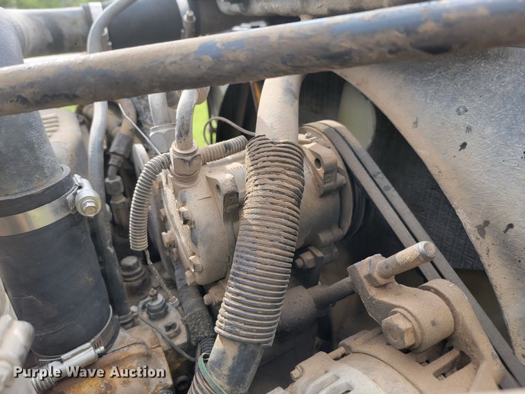 image for item JW9633 1995 Peterbilt 379  semi truck