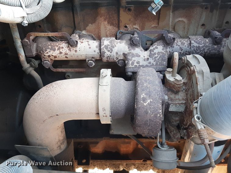 image for item KD9198 2000 Freightliner FL70  utility / service truck