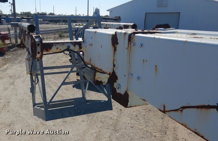 image for item KD9217 2000 Ford F650  bucket truck