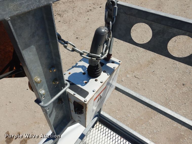 image for item KD9217 2000 Ford F650  bucket truck