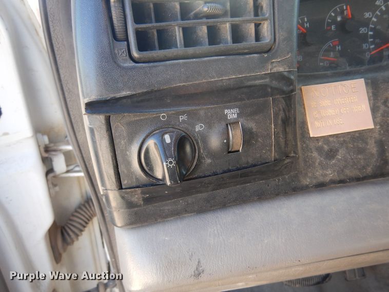 image for item KD9217 2000 Ford F650  bucket truck