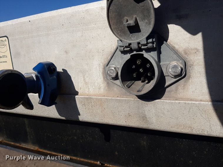 image for item KD9228 2007 Reitnouer MaxLite  flatbed trailer