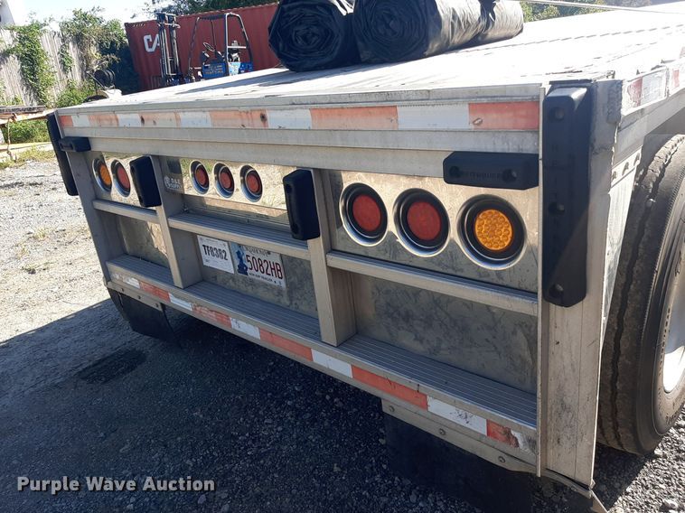 image for item KD9228 2007 Reitnouer MaxLite  flatbed trailer