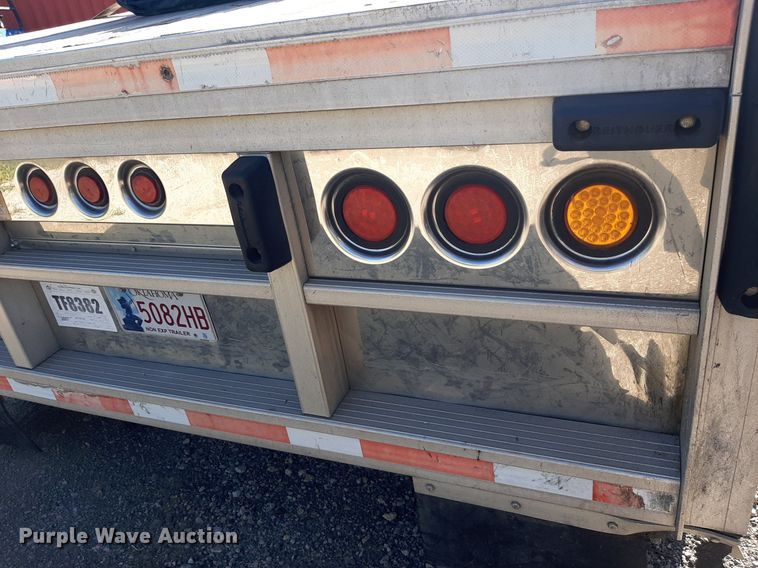image for item KD9228 2007 Reitnouer MaxLite  flatbed trailer