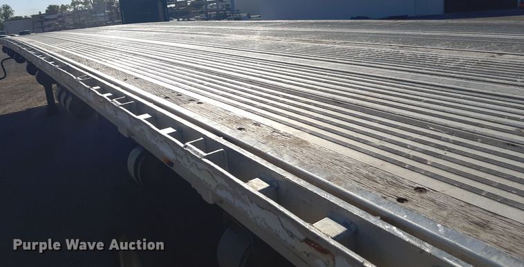 image for item KD9228 2007 Reitnouer MaxLite  flatbed trailer