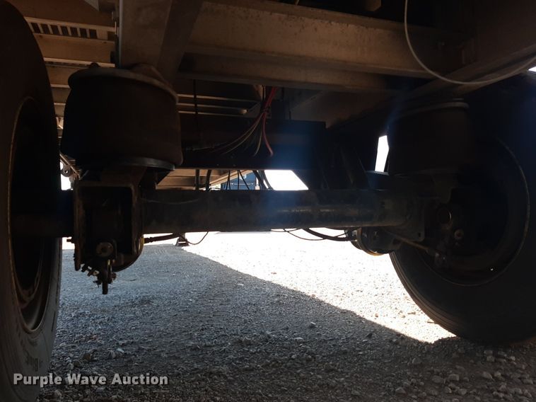 image for item KD9228 2007 Reitnouer MaxLite  flatbed trailer