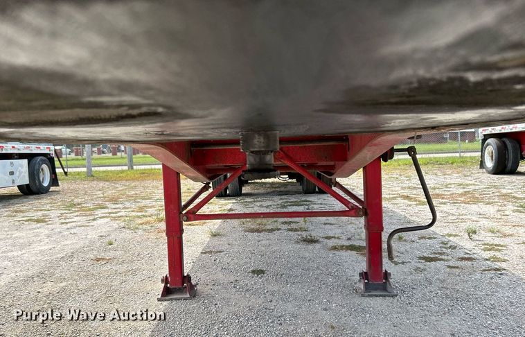 image for item KH9520 2012 Doonan 4820BLKTTIKB  flatbed trailer