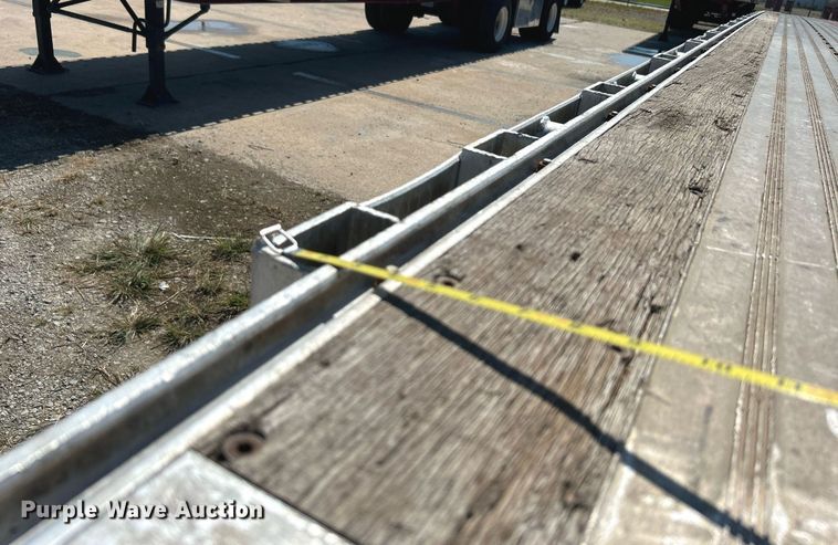 image for item KH9525 2012 Doonan 4820BLKTTIKB  flatbed trailer