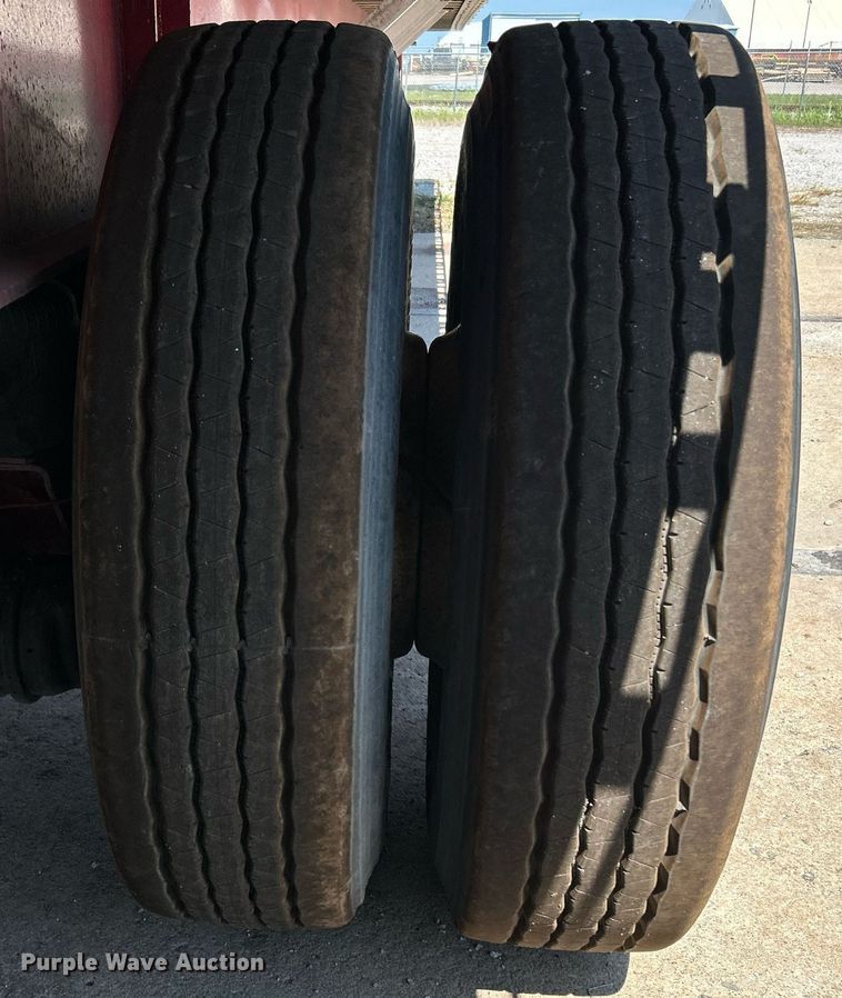 image for item KH9525 2012 Doonan 4820BLKTTIKB  flatbed trailer