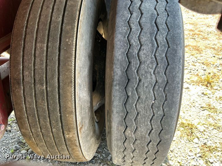 image for item KH9526 2012 Doonan 4820BLKTTIKB  flatbed trailer