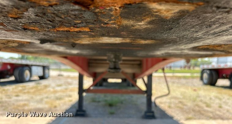 image for item KH9528 2016 Wilson CF-1080  flatbed trailer