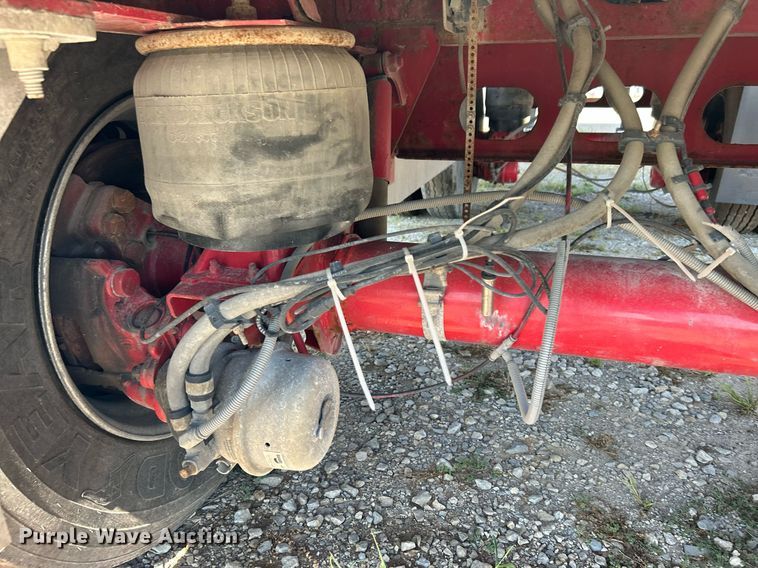 image for item KH9528 2016 Wilson CF-1080  flatbed trailer