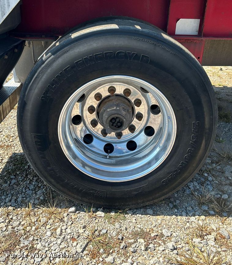 image for item KH9528 2016 Wilson CF-1080  flatbed trailer