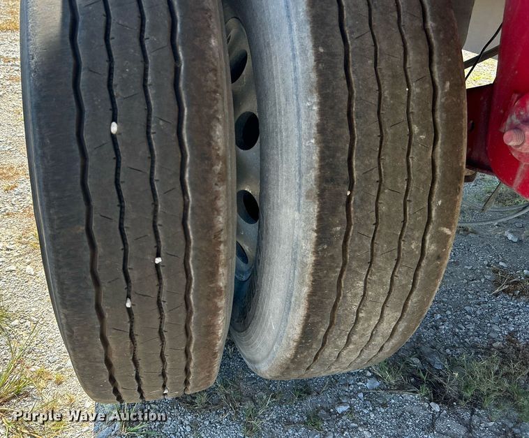 image for item KH9528 2016 Wilson CF-1080  flatbed trailer