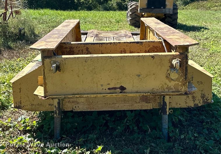 image for item KT9296 1964 Hyster C25T  equipment trailer