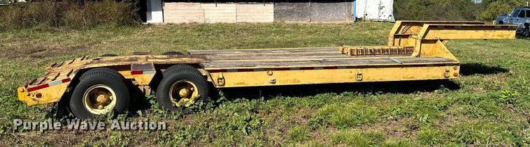 image for item KT9296 1964 Hyster C25T  equipment trailer