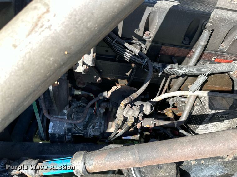 image for item KT9300 1999 Volvo WG Series  semi truck