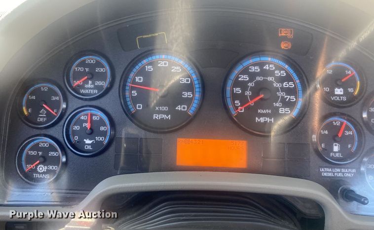 image for item KW9039 2016 International 4400  semi truck